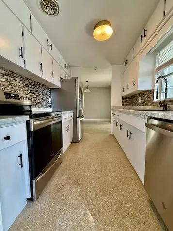5300 18 Street Zephyrhills FL 33542