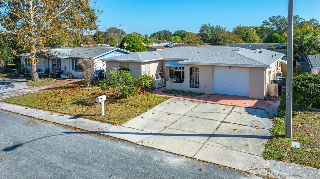 10038 Brunswick Lane Port Richey FL 34668