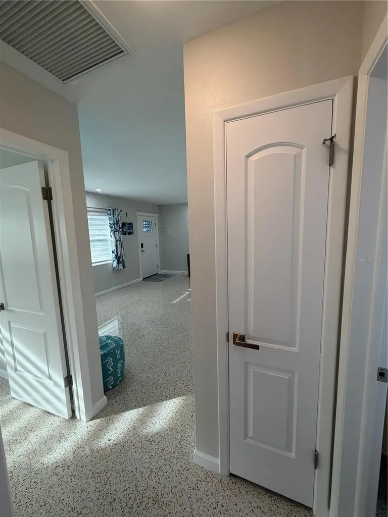 87 Oakwood Drive Dunedin FL 34698