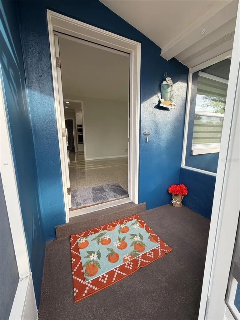 87 Oakwood Drive Dunedin FL 34698