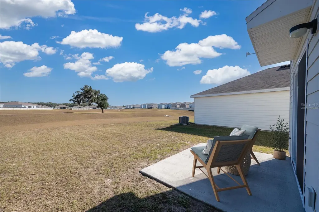 1265 NW 248th Drive Newberry FL 32669