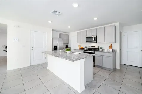 1265 NW 248th Drive Newberry FL 32669