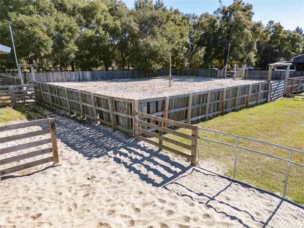 17885 NE 2nd Place Williston FL 32696