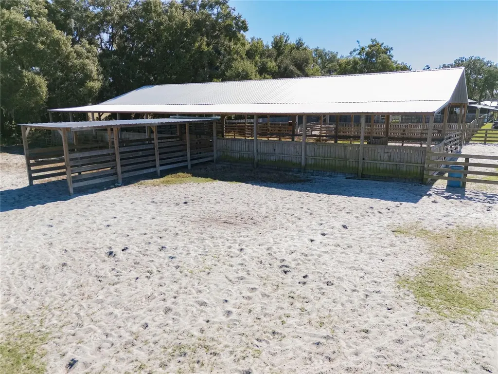 17885 NE 2nd Place Williston FL 32696