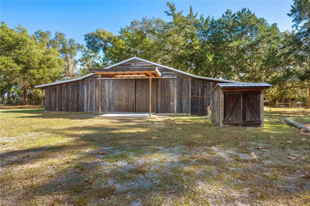 17885 NE 2nd Place Williston FL 32696