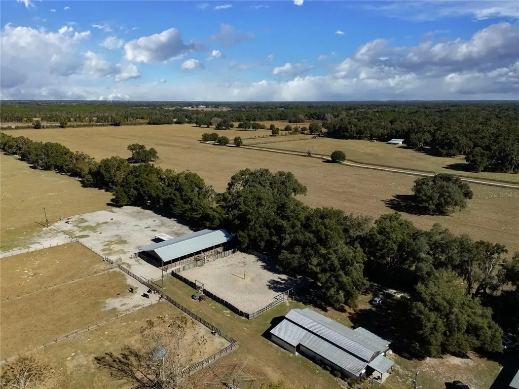 17885 NE 2nd Place Williston FL 32696