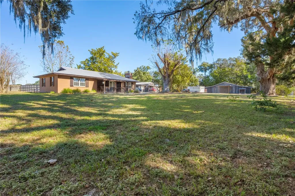 17885 NE 2nd Place Williston FL 32696