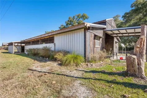 17885 NE 2nd Place Williston FL 32696