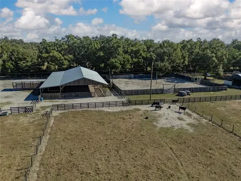 17885 NE 2nd Place Williston FL 32696
