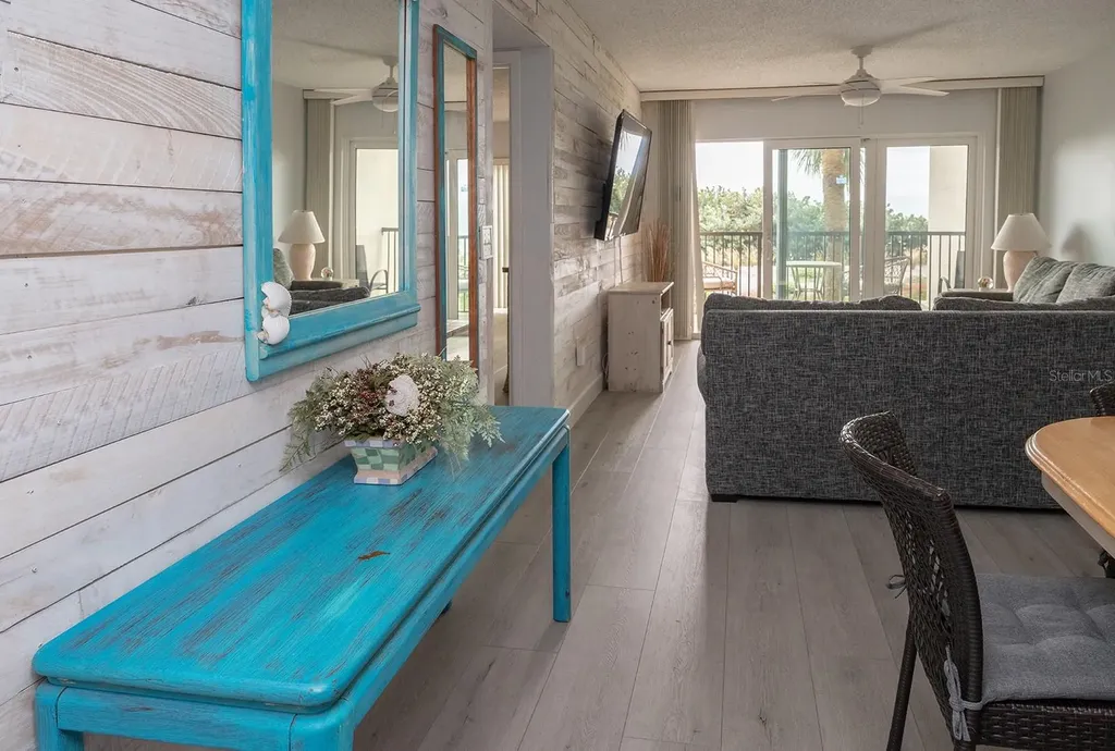 7564 Bayshore Drive Treasure Island FL 33706