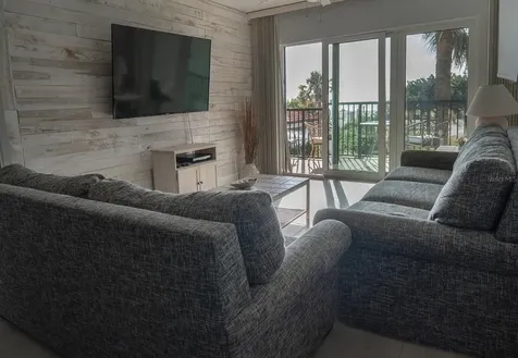 7564 Bayshore Drive Treasure Island FL 33706