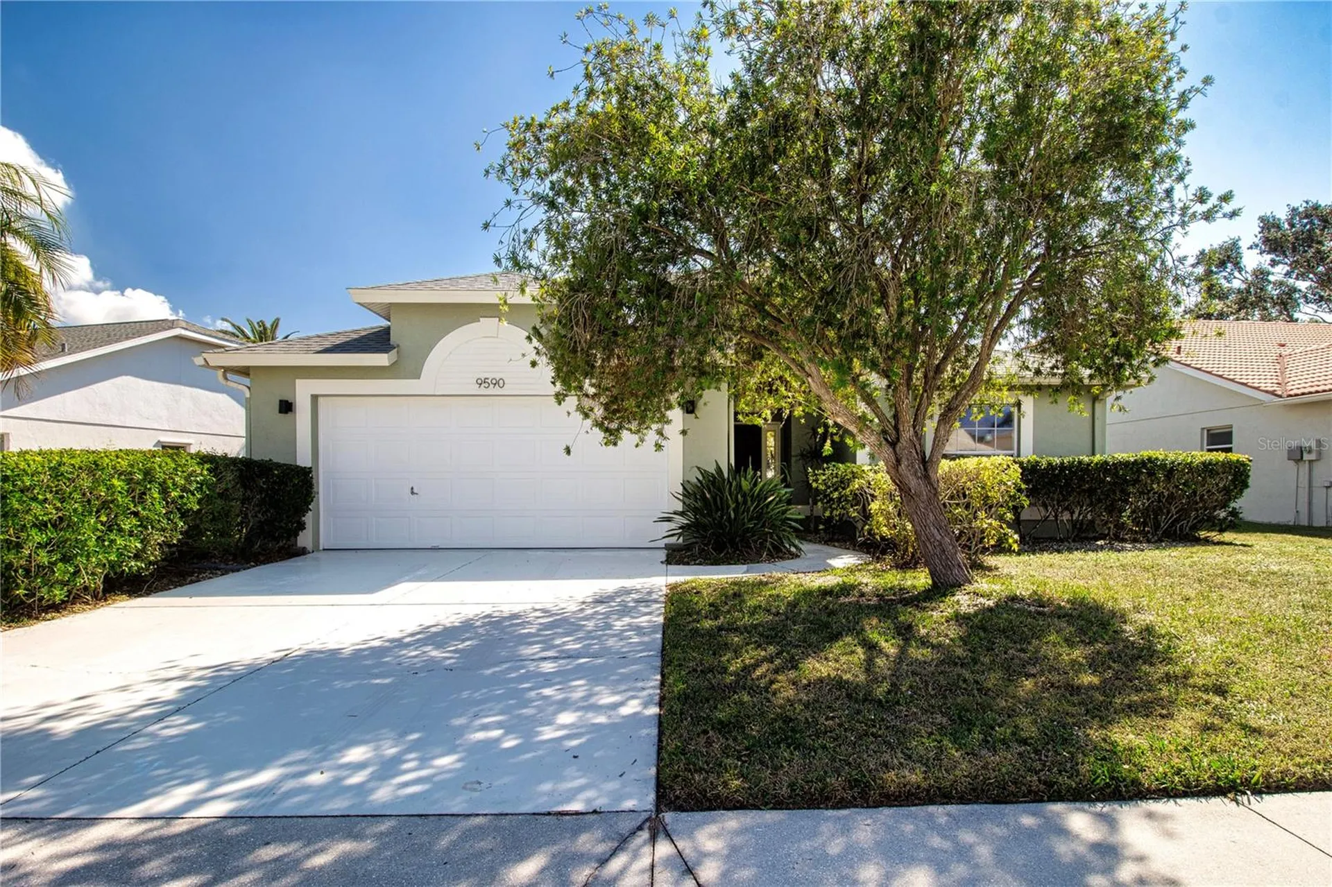 Sarasota FL, 9590 Knightsbridge Circle