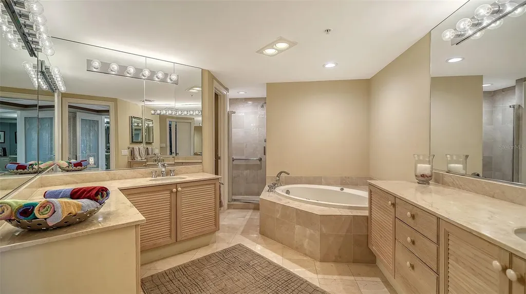 545 Sanctuary Drive Longboat Key FL 34228