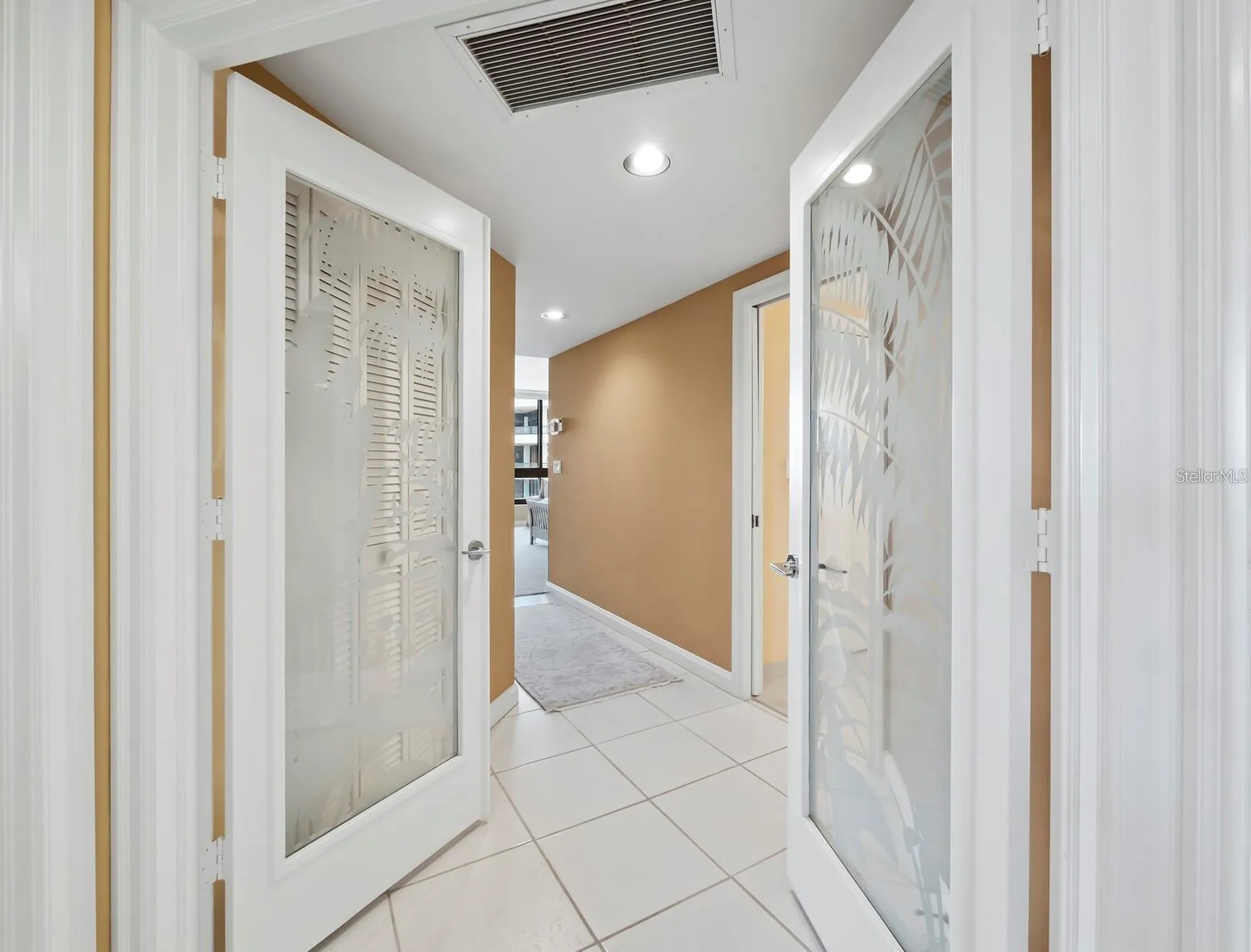 545 Sanctuary Drive Longboat Key FL 34228