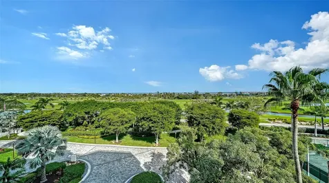 545 Sanctuary Drive Longboat Key FL 34228