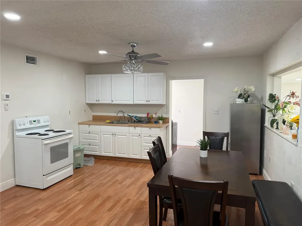 4106 N Us Highway 1 Melbourne FL 32935