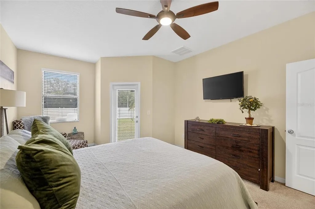 20041 Satin Leaf Avenue Tampa FL 33647