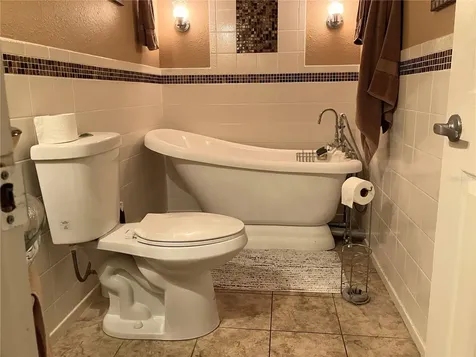 2015 Vista Del Sol Circle Lutz FL 33558