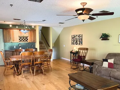 2015 Vista Del Sol Circle Lutz FL 33558