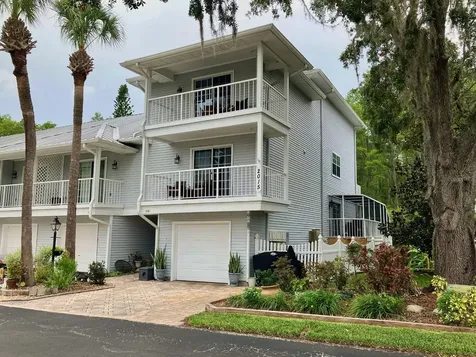 2015 Vista Del Sol Circle Lutz FL 33558