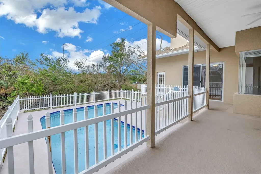 7380 Pebble Beach Lane Seminole FL 33777