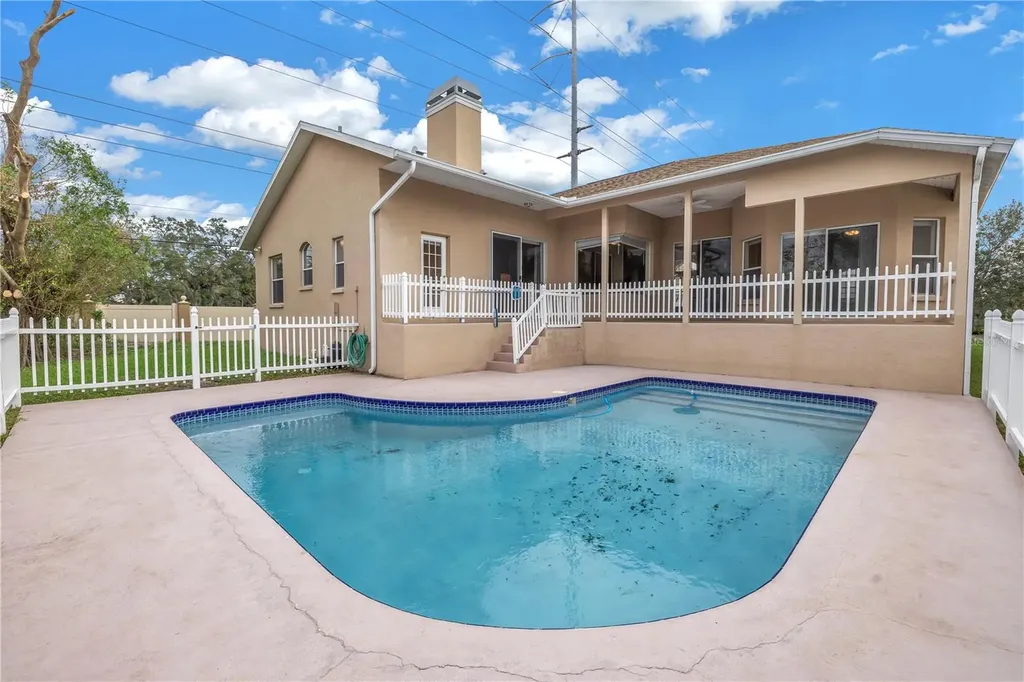 7380 Pebble Beach Lane Seminole FL 33777