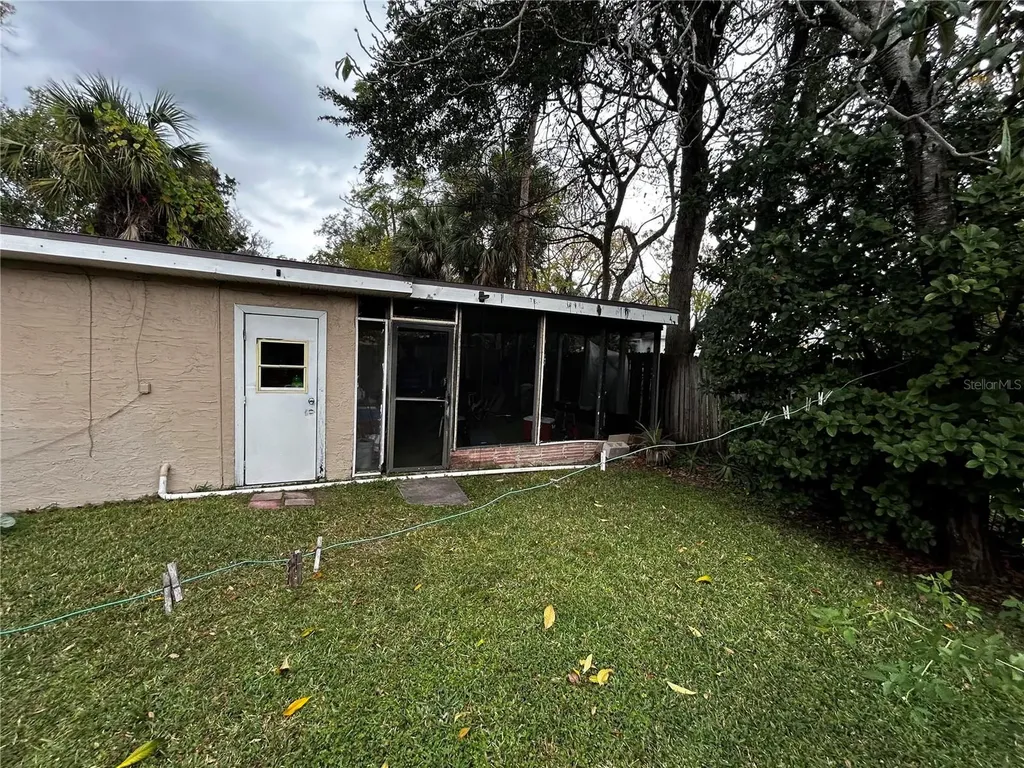 415 Model Street Daytona Beach FL 32114
