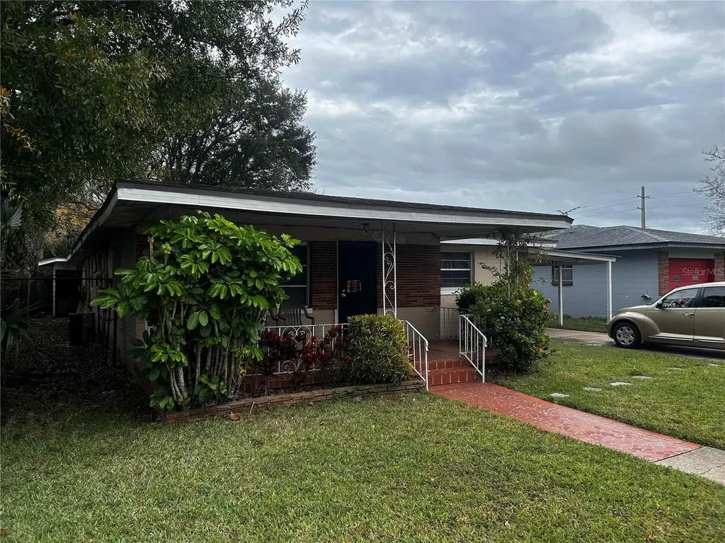 415 Model Street Daytona Beach FL 32114