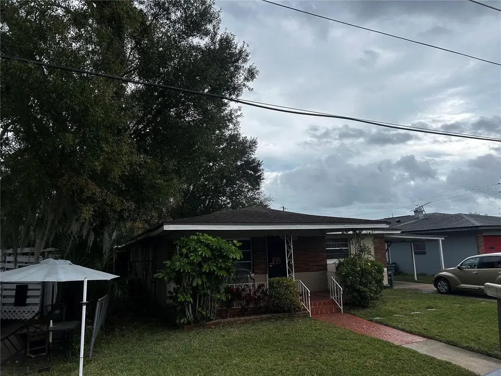 415 Model Street Daytona Beach FL 32114