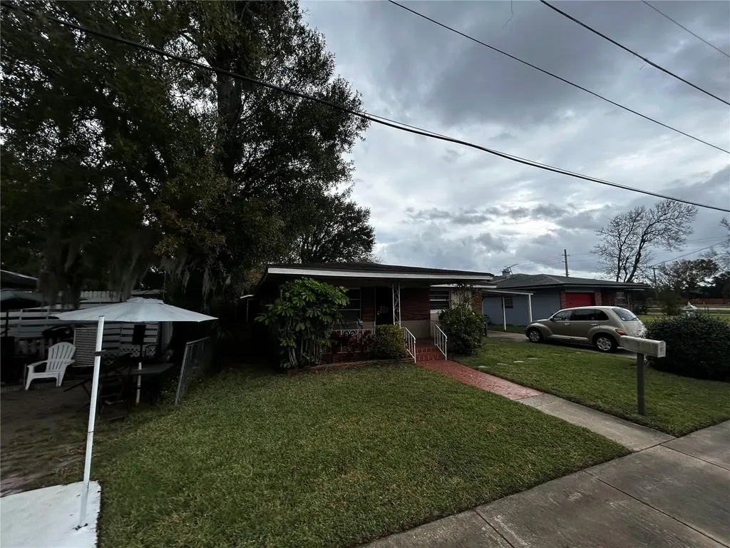 415 Model Street Daytona Beach FL 32114
