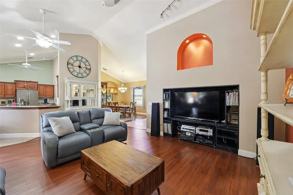 2002 Palm View Road Sarasota FL 34240