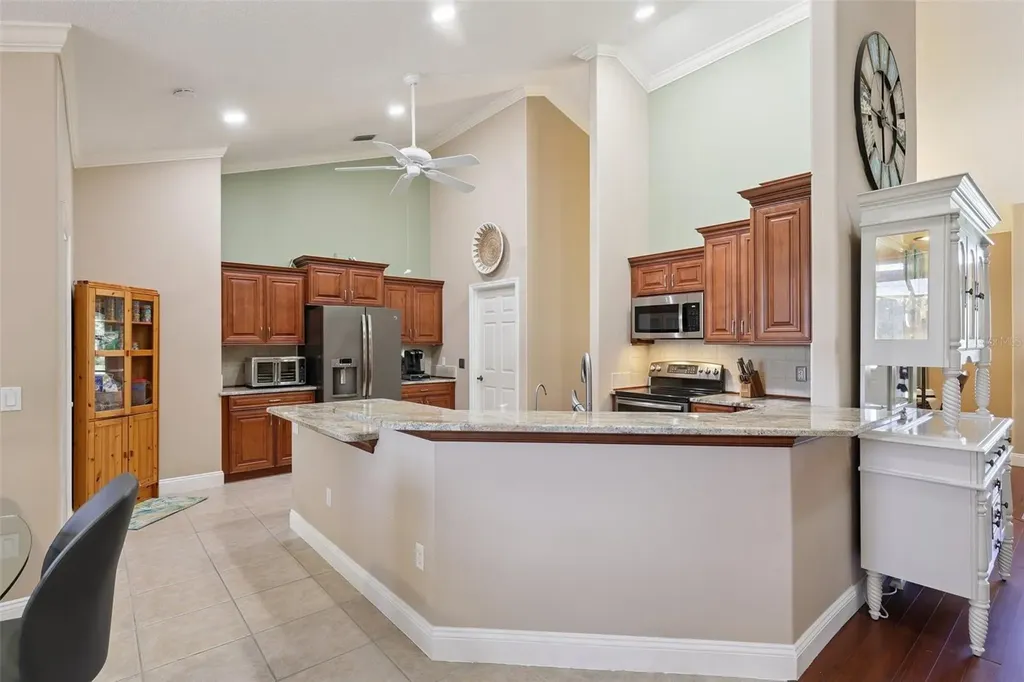 2002 Palm View Road Sarasota FL 34240