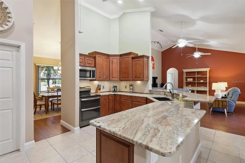 2002 Palm View Road Sarasota FL 34240