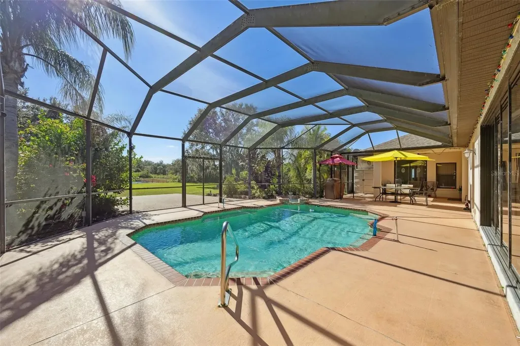2002 Palm View Road Sarasota FL 34240