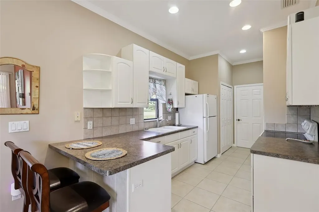 2002 Palm View Road Sarasota FL 34240