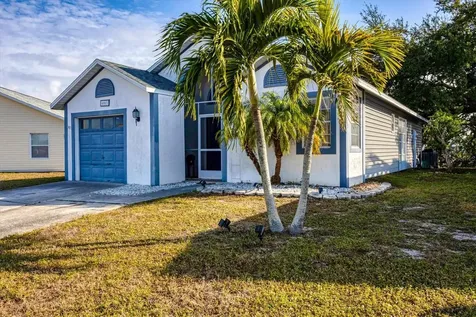 4003 39th Street W Bradenton FL 34205