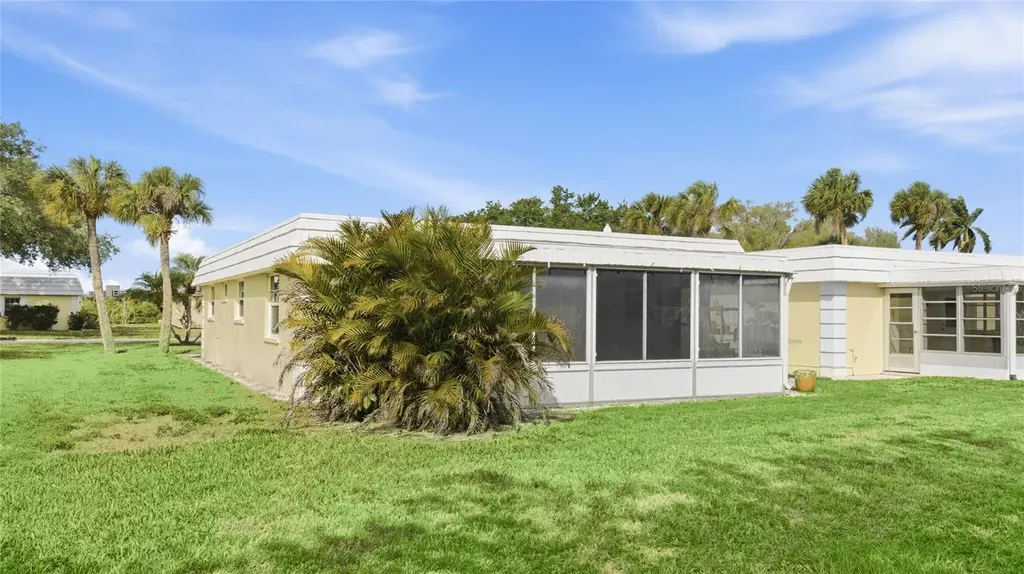 5915 Tidewood Avenue Sarasota FL 34231