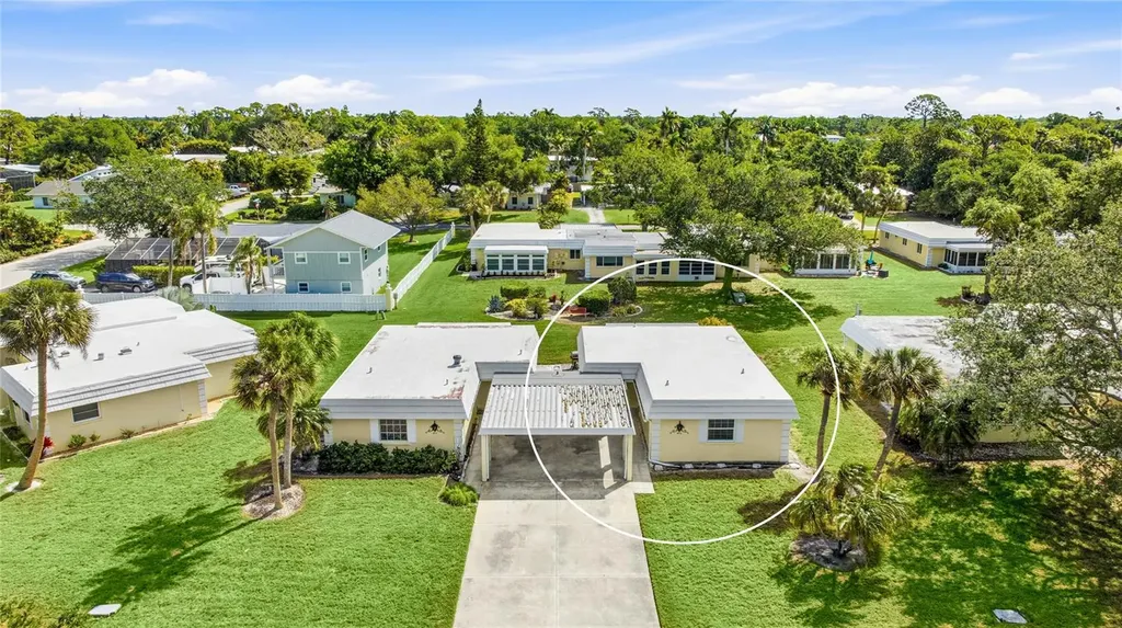 5915 Tidewood Avenue Sarasota FL 34231