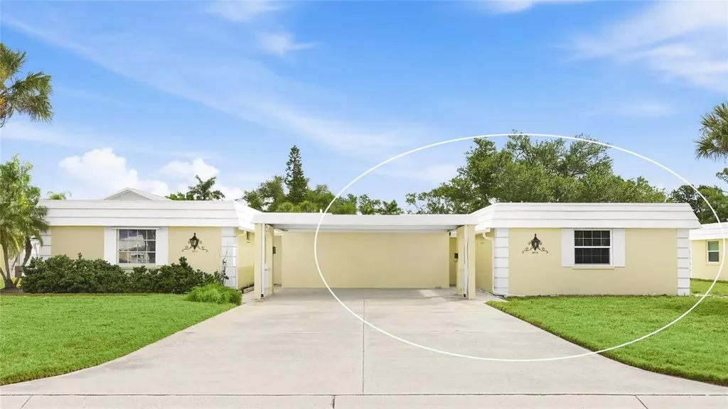 5915 Tidewood Avenue Sarasota FL 34231
