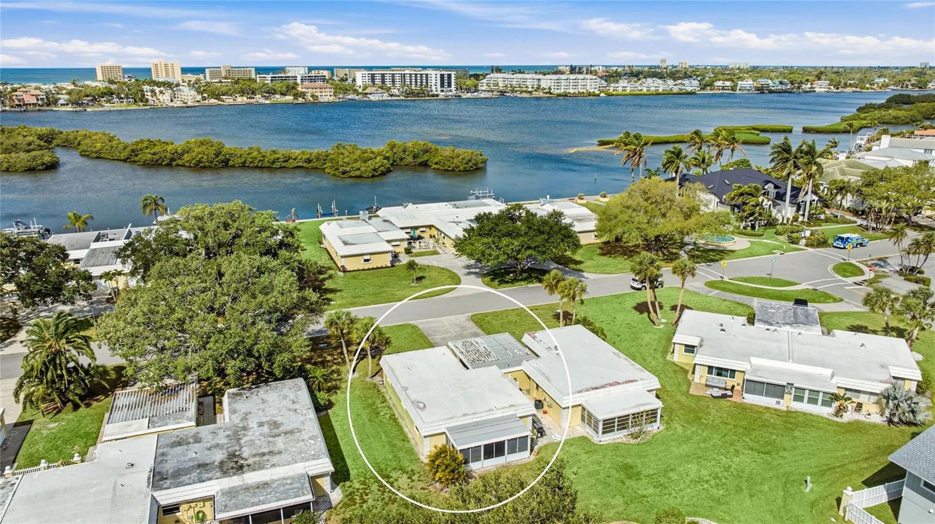 5915 Tidewood Avenue Sarasota FL 34231