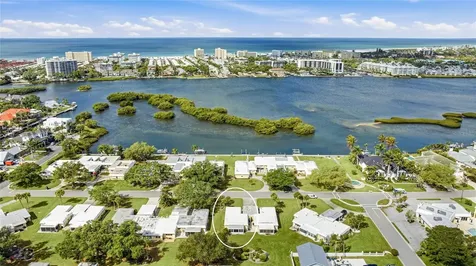 5915 Tidewood Avenue Sarasota FL 34231