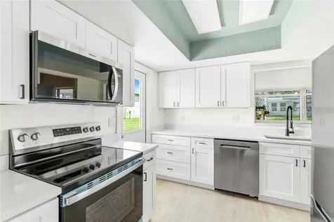 5915 Tidewood Avenue Sarasota FL 34231