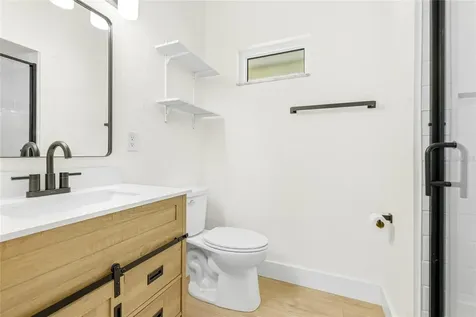 5915 Tidewood Avenue Sarasota FL 34231