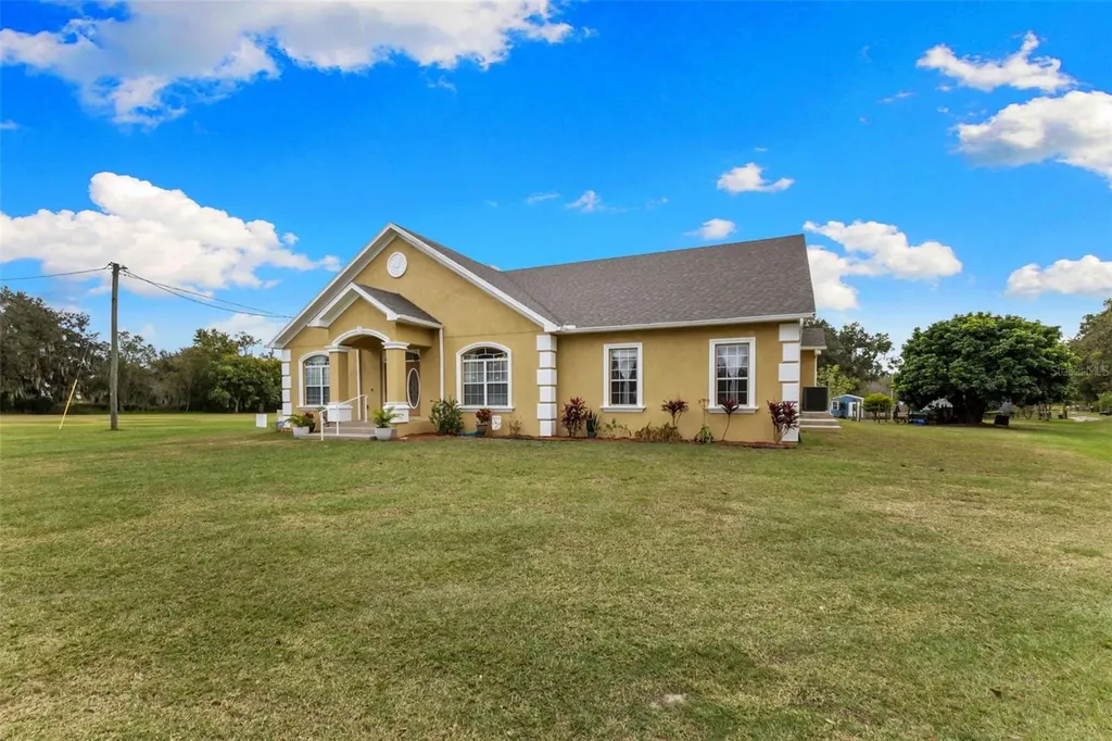 1103 Colson Road Plant City FL 33567