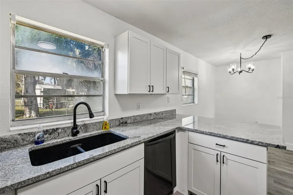 56305 Redbud Road Astor FL 32102