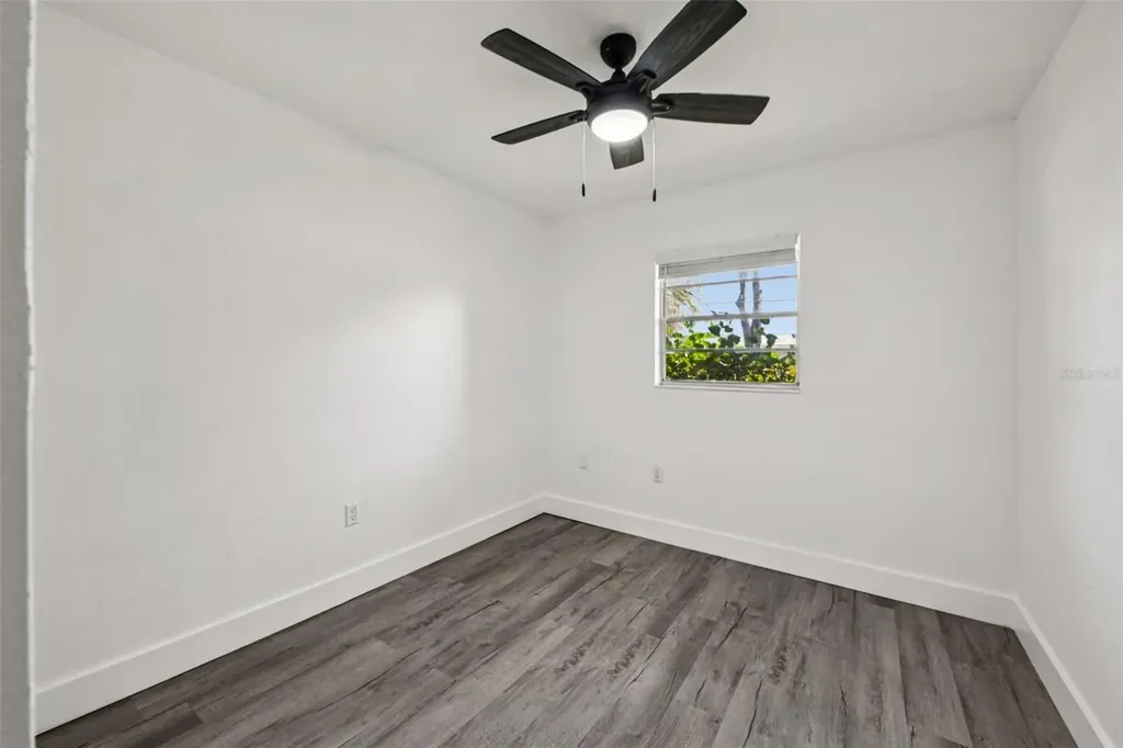 56305 Redbud Road Astor FL 32102