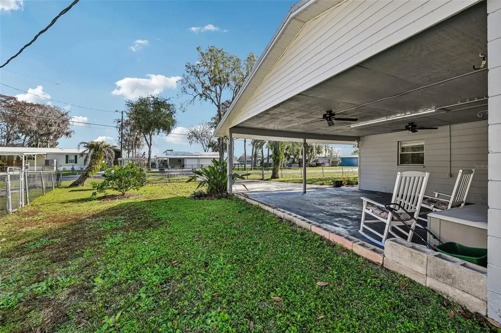 56305 Redbud Road Astor FL 32102