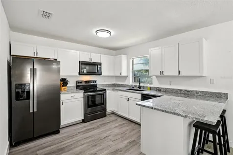 56305 Redbud Road Astor FL 32102