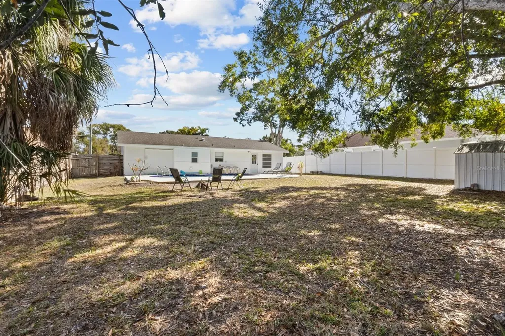 4848 Camphor Avenue Sarasota FL 34231