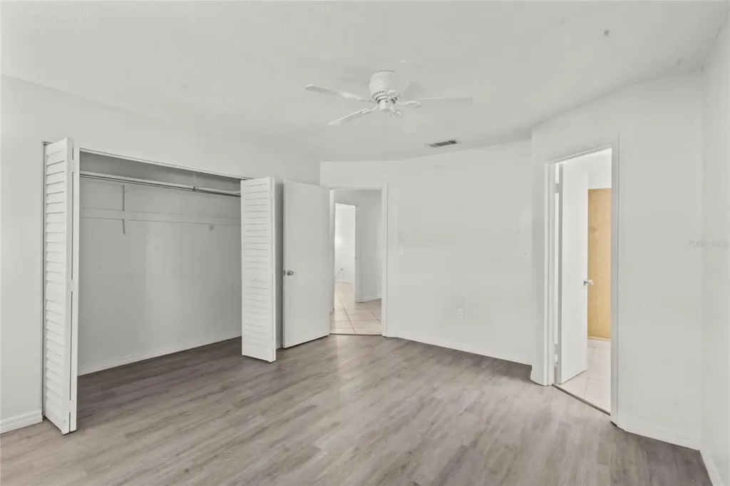 4848 Camphor Avenue Sarasota FL 34231